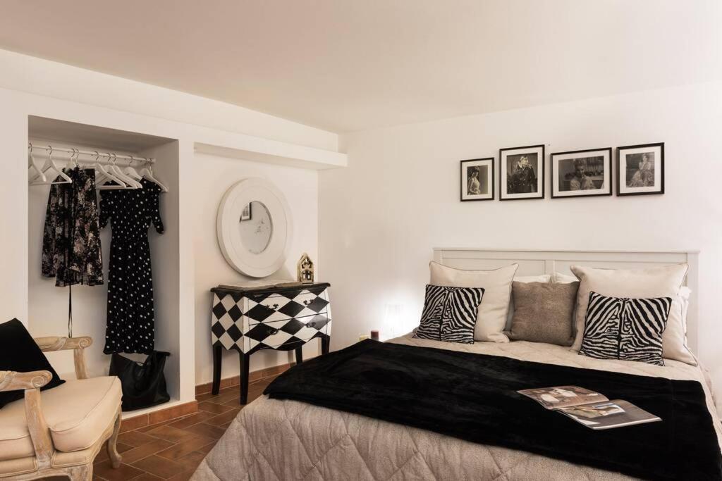 Lovely Colosseum Loft Apartment Roma Esterno foto