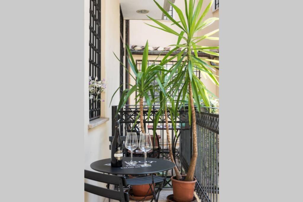 Lovely Colosseum Loft Apartment Roma Esterno foto
