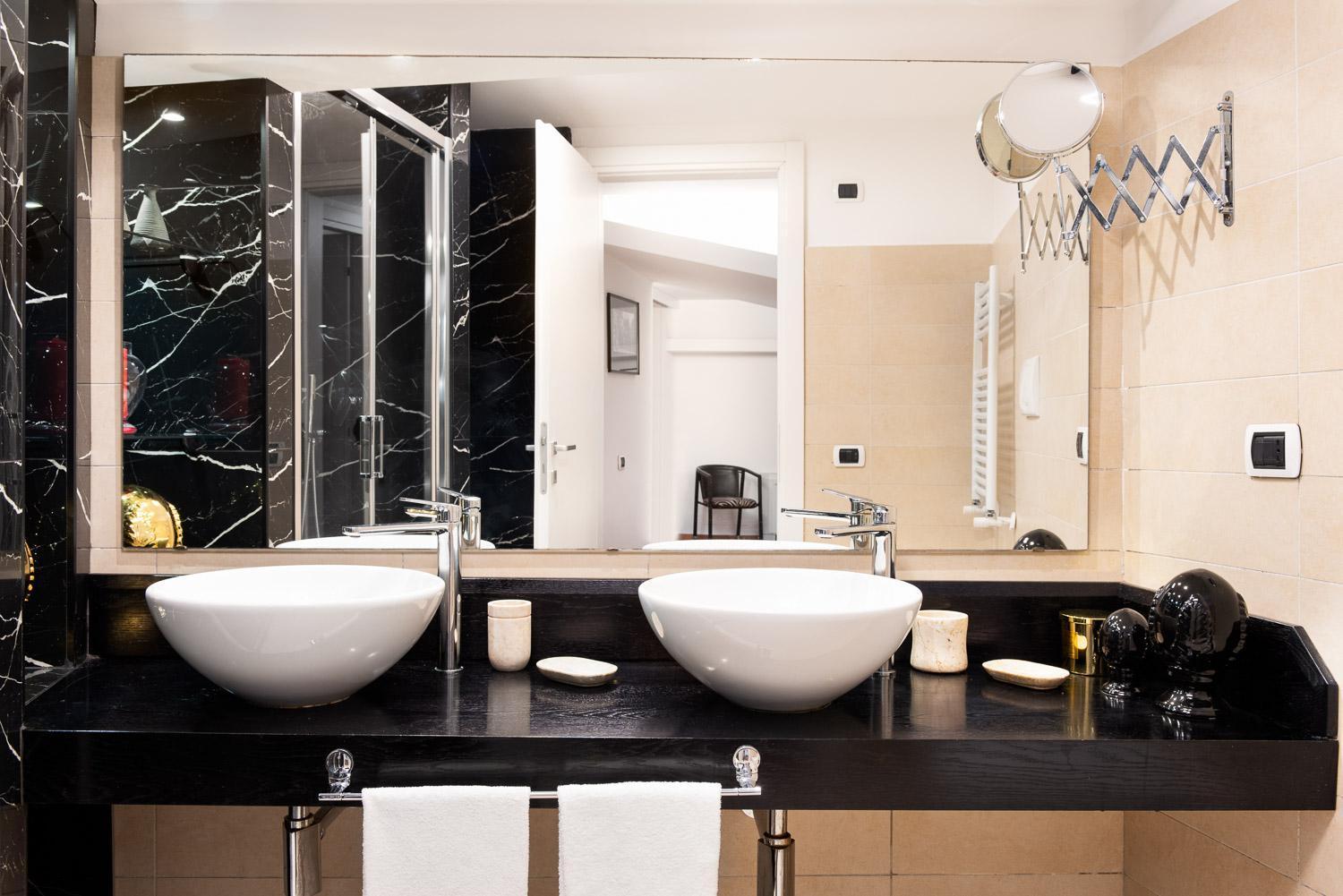 Lovely Colosseum Loft Apartment Roma Esterno foto